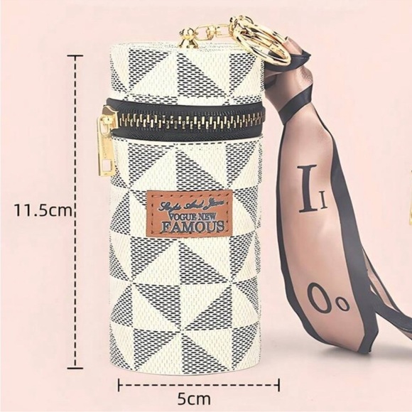 Mini Round Vintage Style Bucket Bag Charm w/ Twilly (white & brown available) - Picture 9 of 13